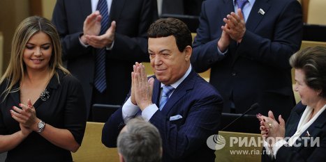 Первое пленарное заседание Госдумы РФ осеннего созыва Первое пленарное заседание Госдумы РФ осеннего созыва