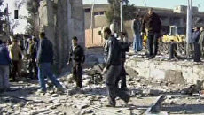 Жители разбирают завалы и спасают раненых в результате взрывов в Дамаске Жители разбирают завалы и спасают раненых в результате взрывов в Дамаске
