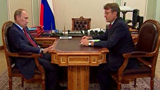 Греф рассказал Путину, чем может гордиться Сбербанк в этом году Греф рассказал Путину, чем может гордиться Сбербанк в этом году