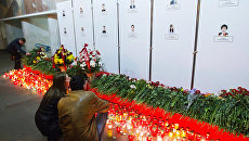 Возложение цветов в память о погибших при взрыве в Минске Возложение цветов в память о погибших при взрыве в Минске