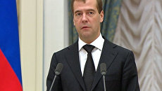 Медведев сравнил спортсменов с политиками Медведев сравнил спортсменов с политиками