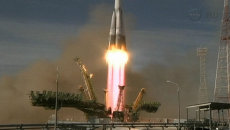 Новая экспедиция к МКС на Союзе ТМА-06М. Съемка старта с Байконура Новая экспедиция к МКС на Союзе ТМА-06М. Съемка старта с Байконура