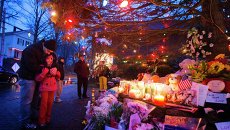 Траур по погибшим в школе Сэнди Хук Траур по погибшим в школе Сэнди Хук