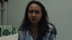 Мать со слезами на глазах просила вернуть похищенного в Ангарске младенца Мать со слезами на глазах просила вернуть похищенного в Ангарске младенца