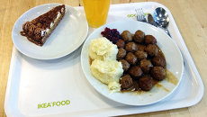 Обед в ресторане при сети магазинов IKEA. Архив Обед в ресторане при сети магазинов IKEA. Архив