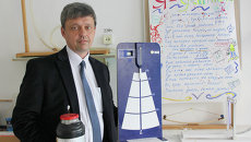 Преподаватель физики школы №49 Сергей Колпаков, финалист всероссийского конкурса Учитель года - 2013. Архивное фото Преподаватель физики школы №49 Сергей Колпаков, финалист всероссийского конкурса Учитель года - 2013. Архивное фото