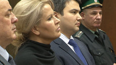Прогулки запретить, со СМИ не общаться - суд ужесточил условия ареста Васильевой Прогулки запретить, со СМИ не общаться - суд ужесточил условия ареста Васильевой