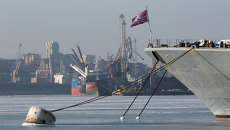 Январский мороз во Владивостоке: корабли ТОФ в бухте Золотой Рог потихоньку вмерзают в лед. Январский мороз во Владивостоке: корабли ТОФ в бухте Золотой Рог потихоньку вмерзают в лед.