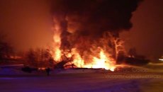 Десять вагонов с газовым конденсатом сошли с рельсов в Кирове Десять вагонов с газовым конденсатом сошли с рельсов в Кирове