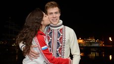 Российский фигуристы Елена Ильиных и Никита Кацалапов в корпоративном доме Боско Российский фигуристы Елена Ильиных и Никита Кацалапов в корпоративном доме Боско
