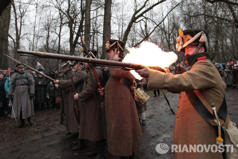 Военно-исторический фестиваль Три эпохи в Петербурге Военно-исторический фестиваль Три эпохи в Петербурге