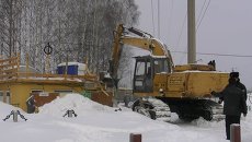Снести нельзя оставить: томские приставы приступили к разбору Гоара Снести нельзя оставить: томские приставы приступили к разбору Гоара